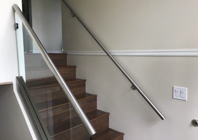 staircase glass railings Vancouver and Coquitlam