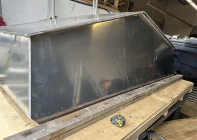 outboard engine transom bracket 16