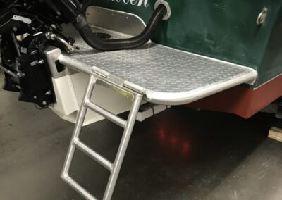 outboard engine transom bracket 21